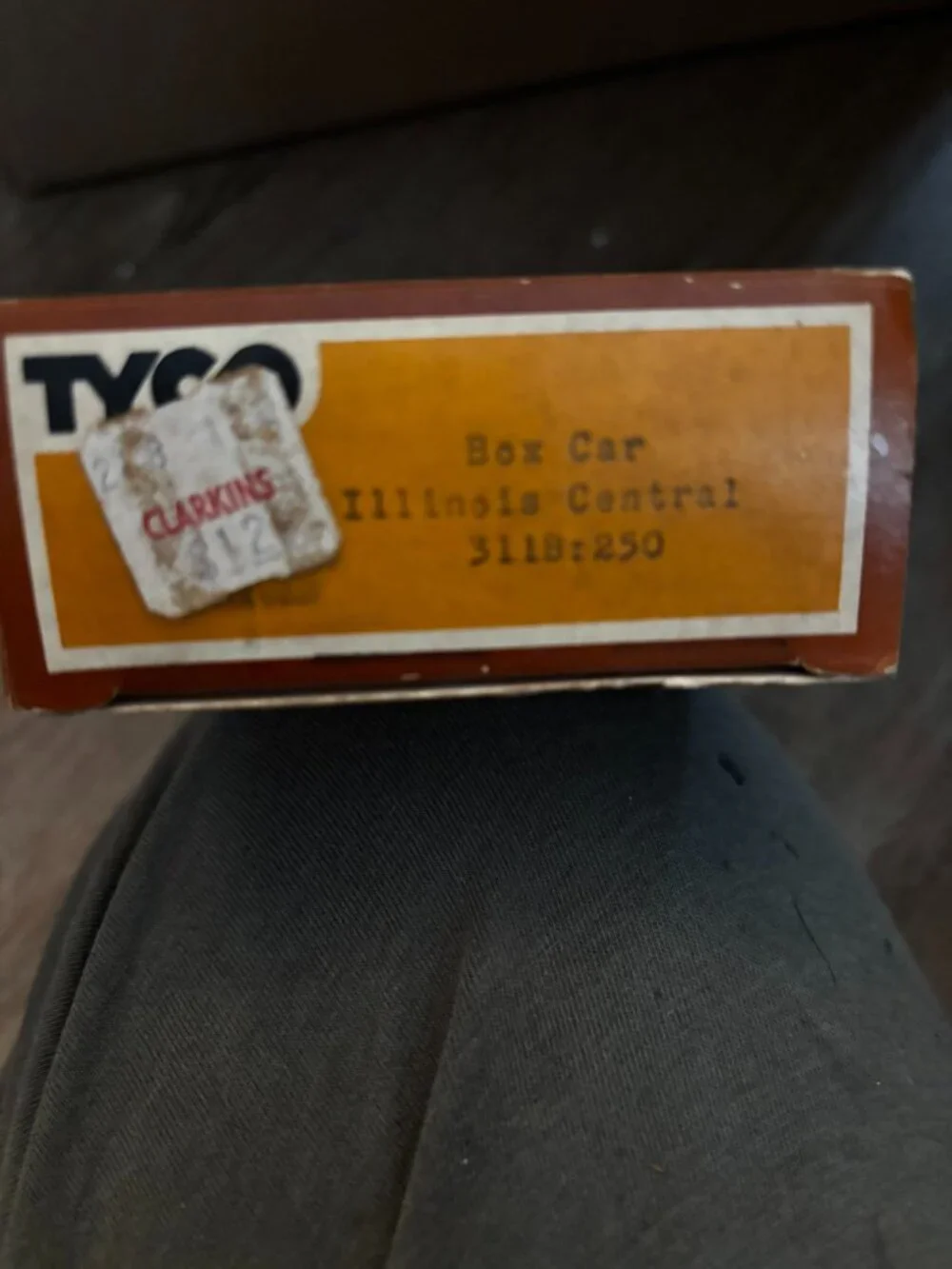 Tyco HO Box Car Illinois Central 3118 railroad train set up display